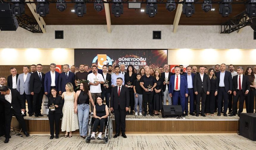 Diyarbakır Eşbaşkanı Bucak: Barışın dili gazetecilerin mücadelesiyle mümkün