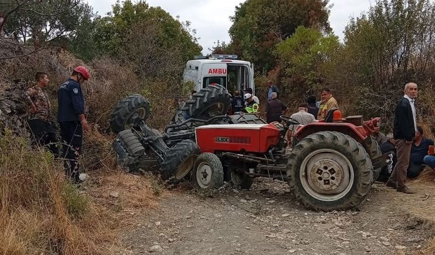 Traktör devrildi: 2 kişi yaşamını yitirdi