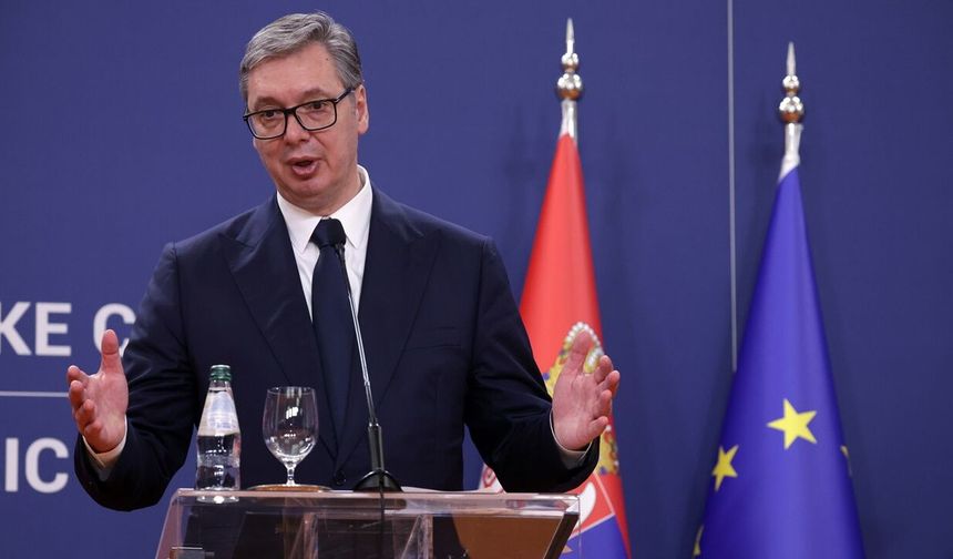 Cumhurbaşkanı Vucic 27 Eylül’de istifa edecek