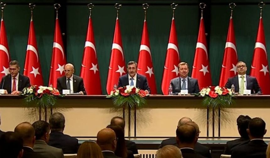 Ekonomide üç yıllık hedefler belli oldu: Enflasyon yüzde 9’a çekilecek