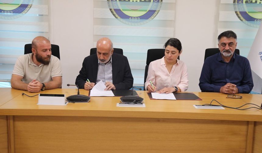 Diyarbakır'da çocukların Kürtçe tiyatroya ulaşması için “Şanozar” protokolü
