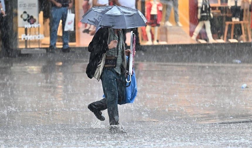 Meteoroloji uyardı: 4 ilde çok kuvvetli yağış ve fırtına bekleniyor