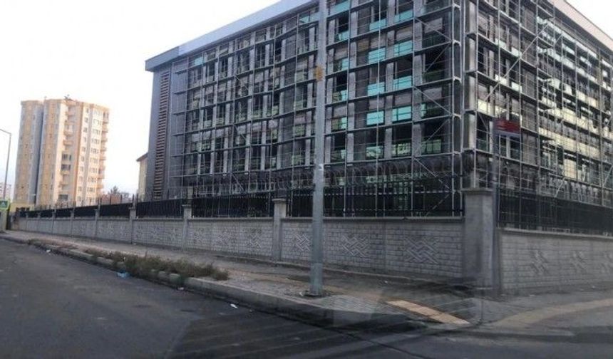 Diyarbakır’da o müdür görevden alındı