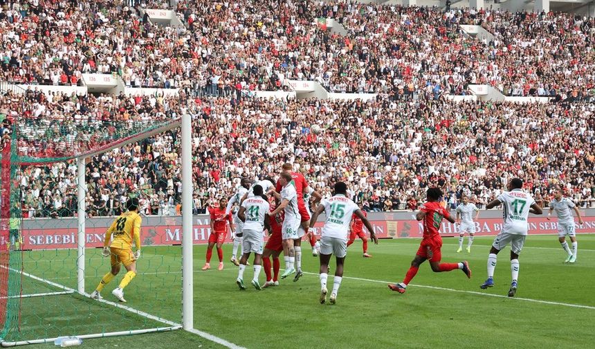 Amedspor Konyaspor karşısında 1-0 öne geçti