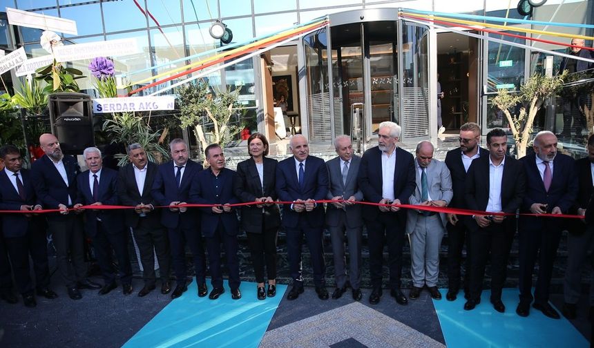 Diyarbakır Valisi Zorluoğlu otel açılışında