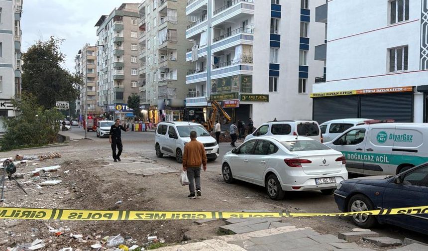 Diyarbakır'da doğalgaz borusu çatladı