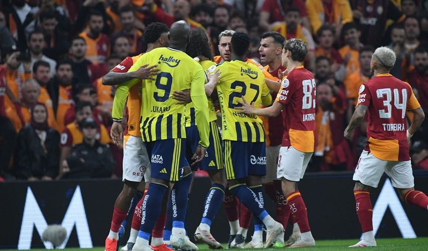 Galatasaray Fenerbahçe’yi 2-1 yendi