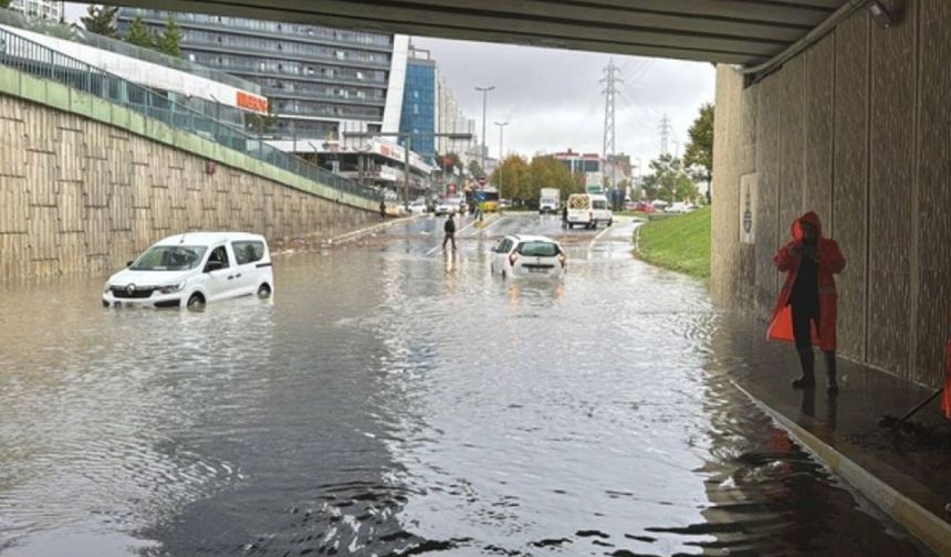 İstanbul'da hayatını kaybedenlerin sayısı 8'e yükseldi