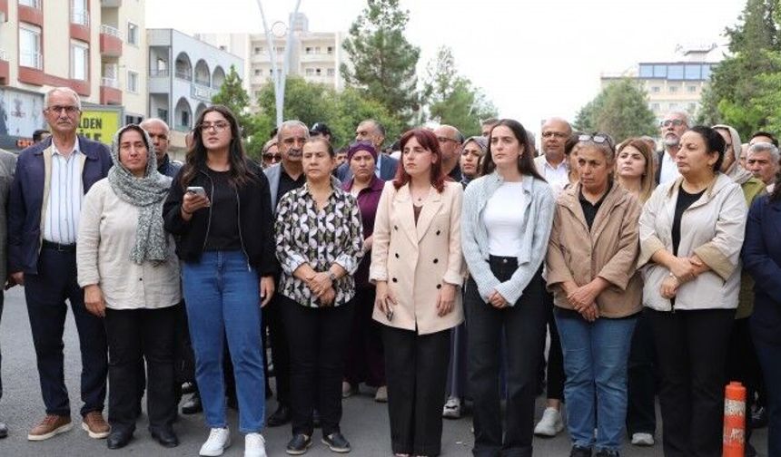 Belediye meclisinde kadına şiddet protestosu