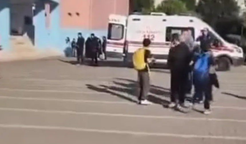 İstanbul'daki okulda öğrenciler kavga etti: 5 yaralı