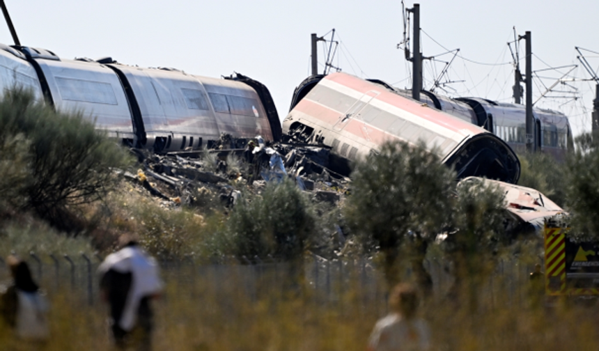 68 kişinin hayatını kaybettiği tren kazasında dikkat çeken detay!