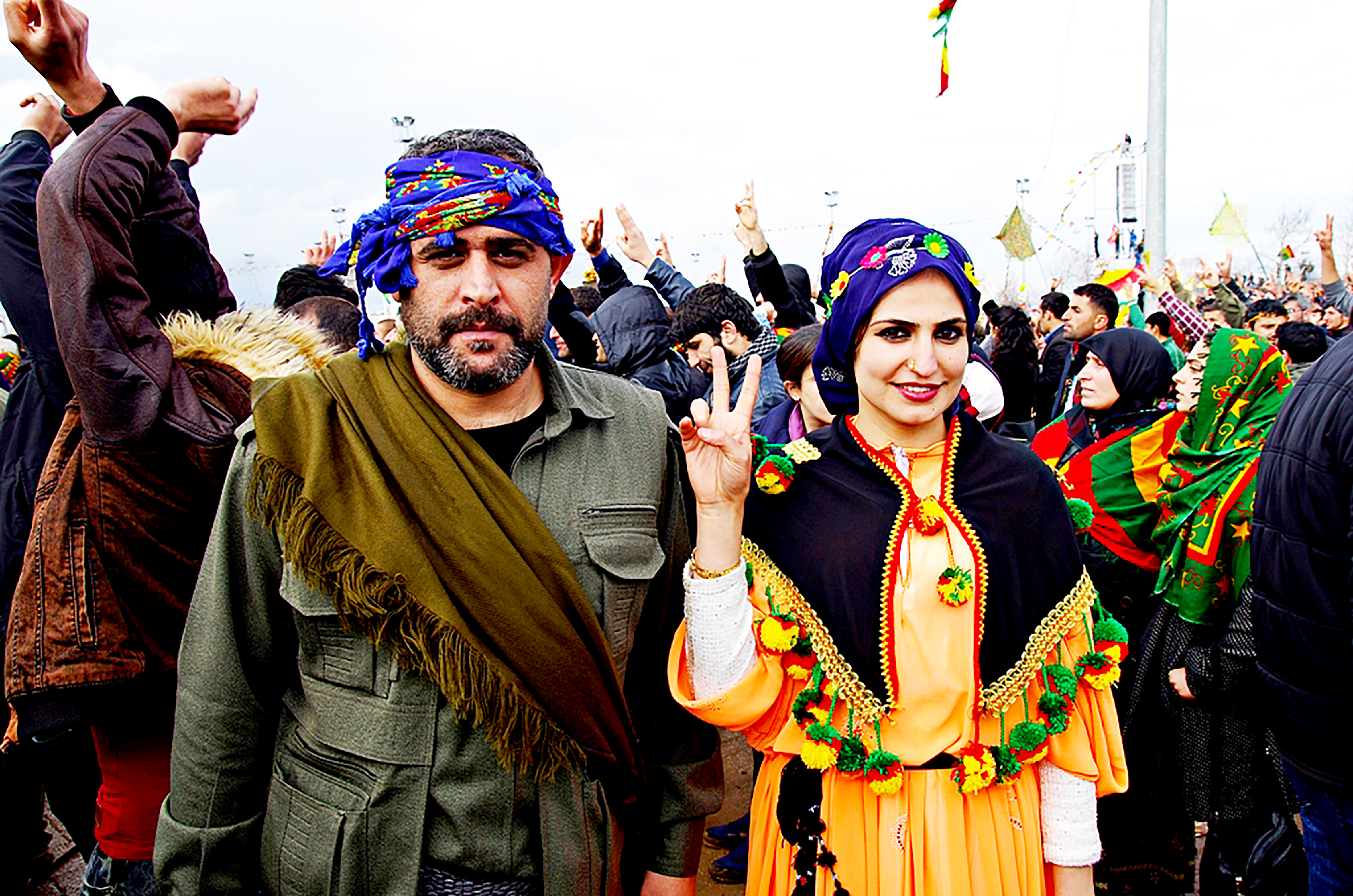 Fotoğrafçı Süer'in dergide yayınlanan fotoğraflarından biri. Diyarbakır, 2015 Newrozu