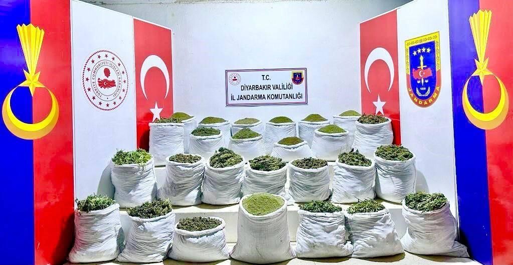 Lice’de 1 ton 640 kilo esrar ele geçirildi