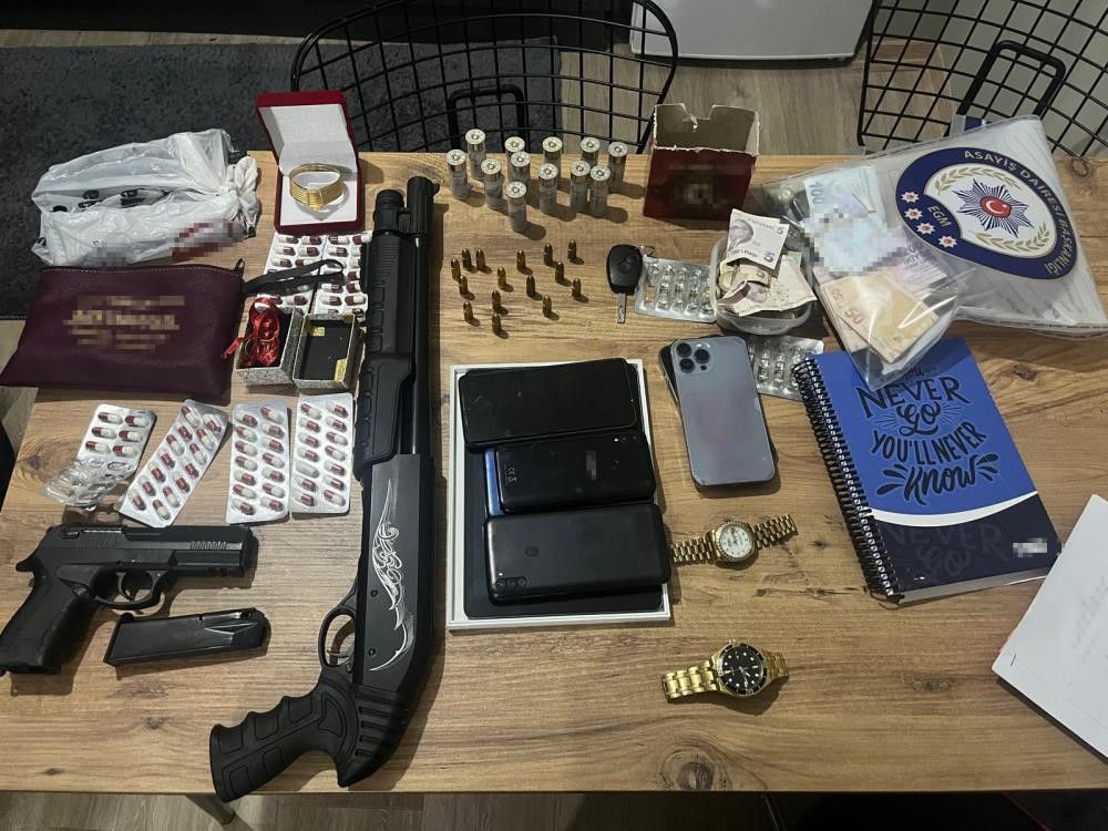 Kadınları fuhuşa zorlayan 13 şüpheliden 12’si tutuklandı