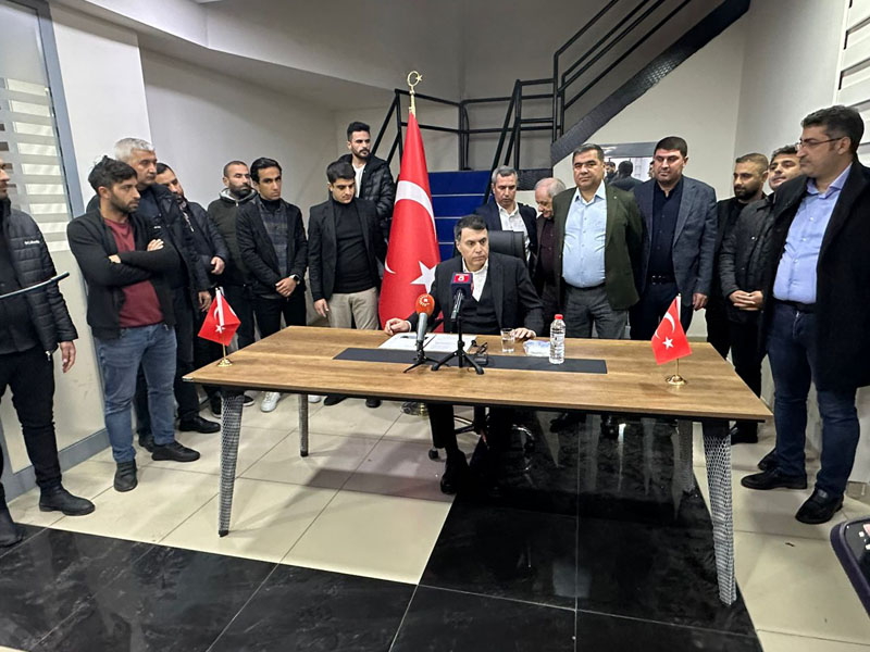 İYİ Parti Diyarbakır’da tabela indirdi2