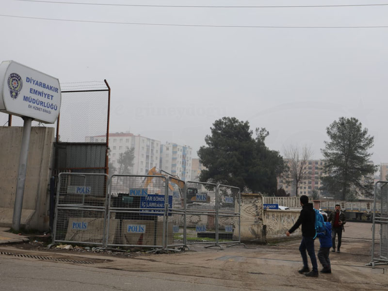Diyarbakır'da 50 Yıllık Polis Okulu Yıkılıyor2