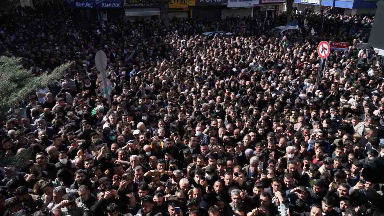 Van Halkının Iradesi Hayat Buldu