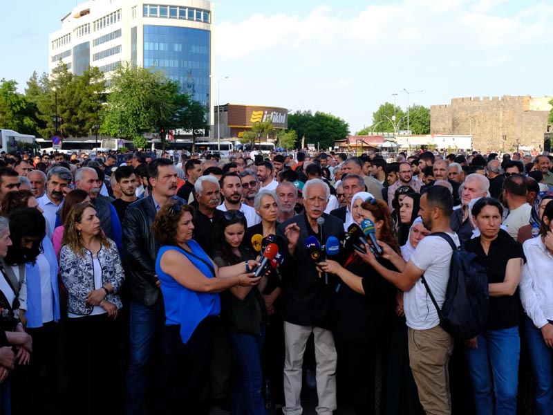 Diyarbakır'da Kitlesel Protesto2