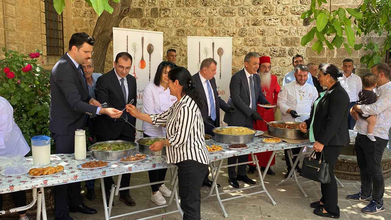 Midyat Yemekleri 2 Bin Yıllık Kilisede Tanıtıldı 3