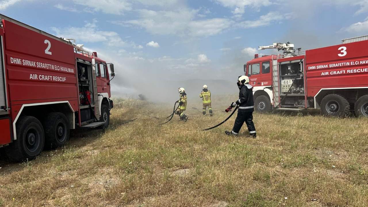 Şırnak Havalimanında Gerçeği Aratmayan Tatbikat