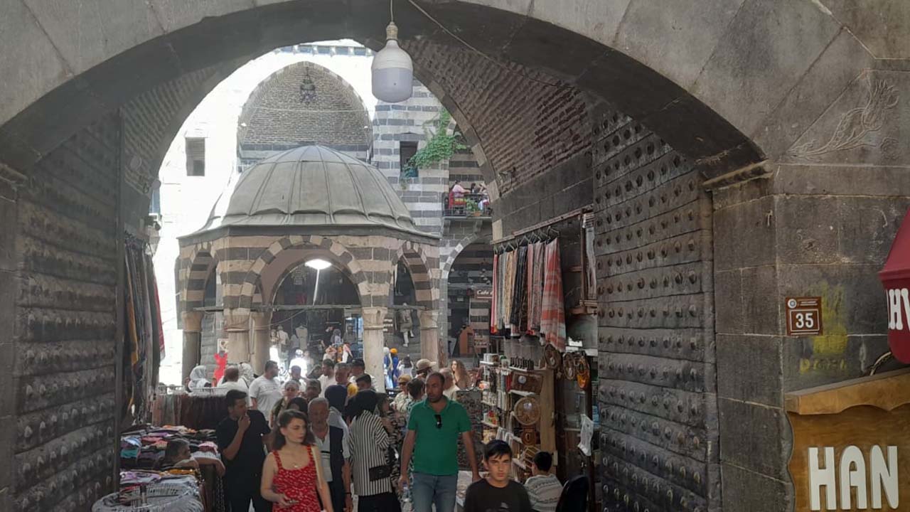 Diyarbakır’da Yerli Turist Yoğunluğu 1