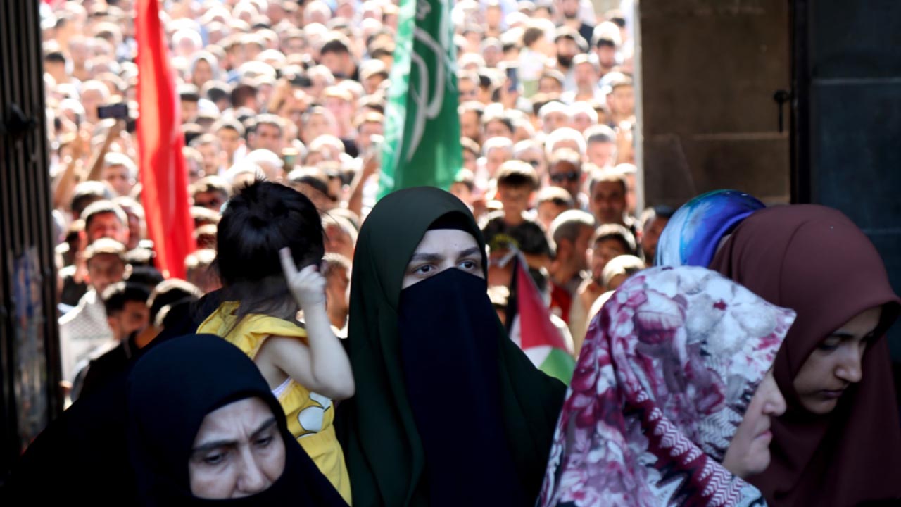 Diyarbakır’da, Heniyye Için Gıyabi Cenaze Namazı 5