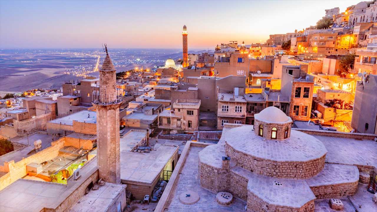 Farklı Kültürlerin Bir Arada Yaşadığı Kent Mardin 1