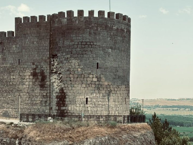 Suri̇çi̇’ne Selam, Islaha Devam3