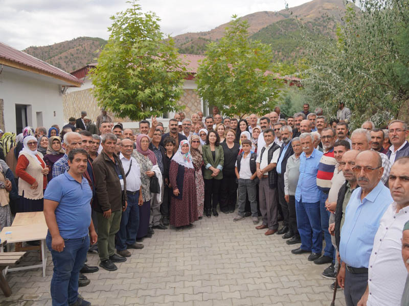 Diyarbakır Büyükşehir Eş Başkanı Hatun Gerekirse Kanımızı Dökeri4