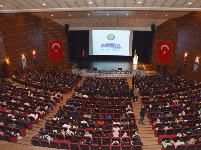 Dicle Üniversitesi’nde Görkemli Akademik Yılı Açılışı4