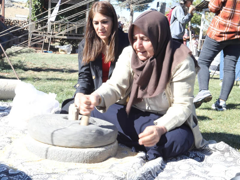 Diyarbakır'da Insanlık Tarihinin Başlangıç Noktasında Şölen6