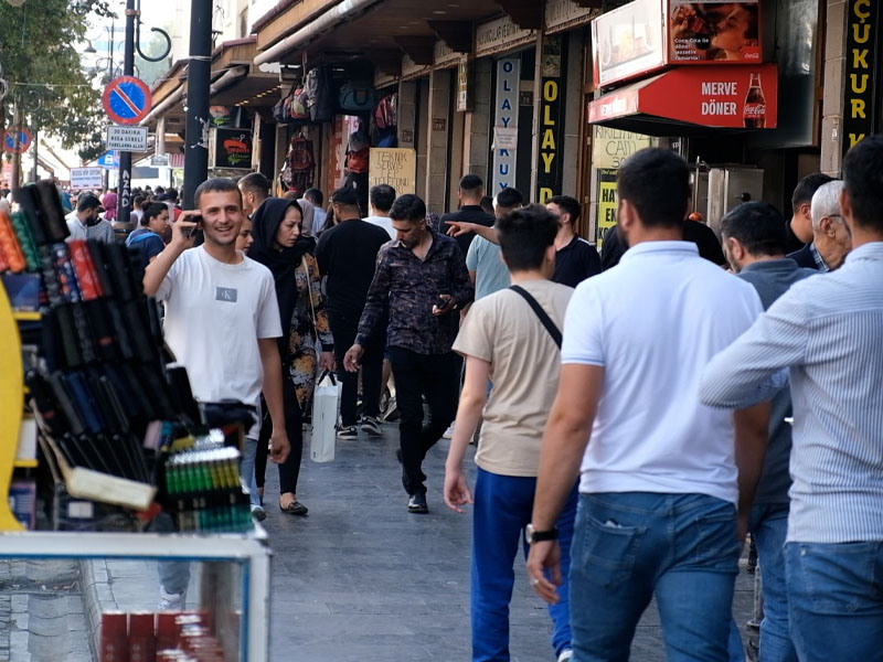 Diyarbakırlılar Dışarıda Yemek Yemeyi Unuttu3