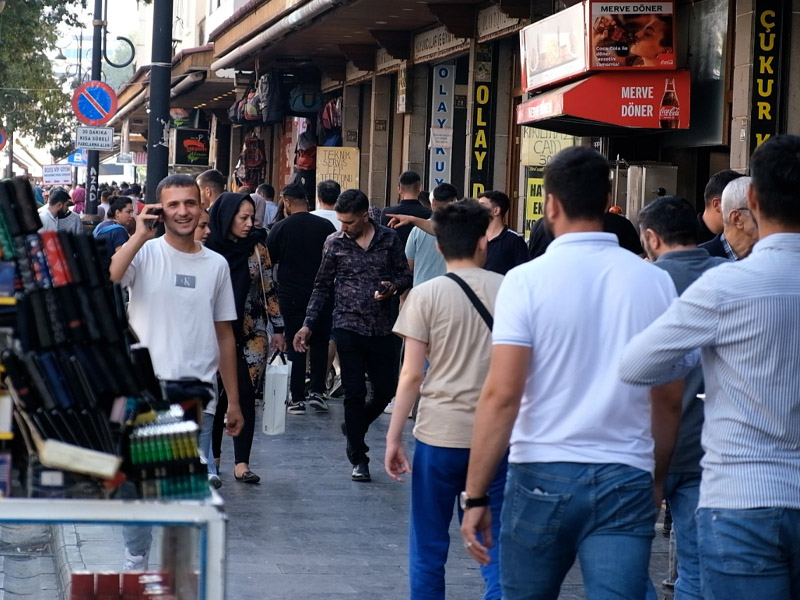 Diyarbakırlılar Tokalaşmayı Yorumladı3