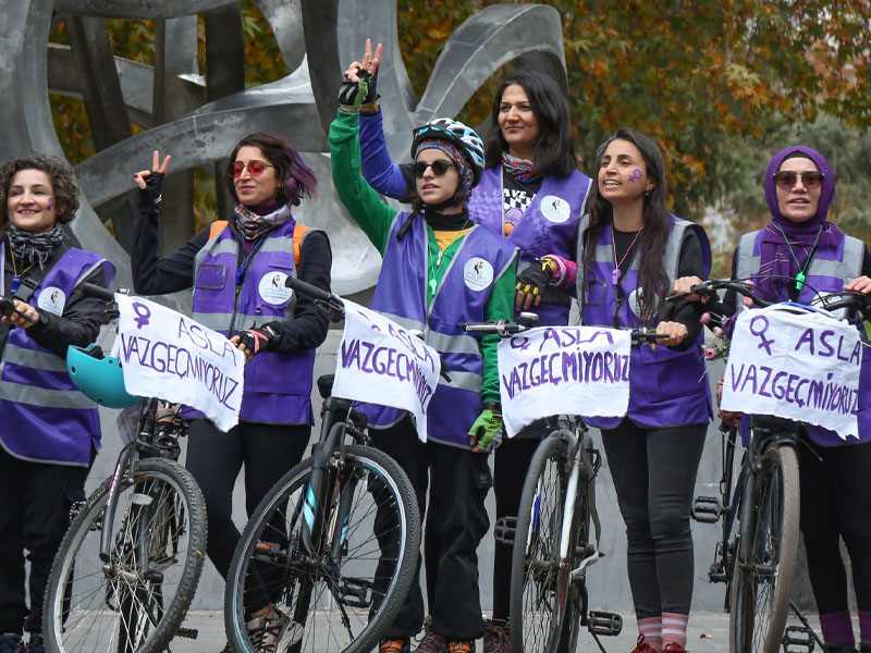 Diyarbakır’da Kadınlar Şiddete Karşı Pedal Çevirdi7