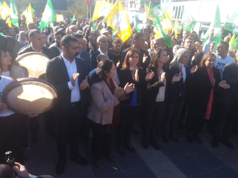 Diyarbakır’da Protesto Devam Ediyor3