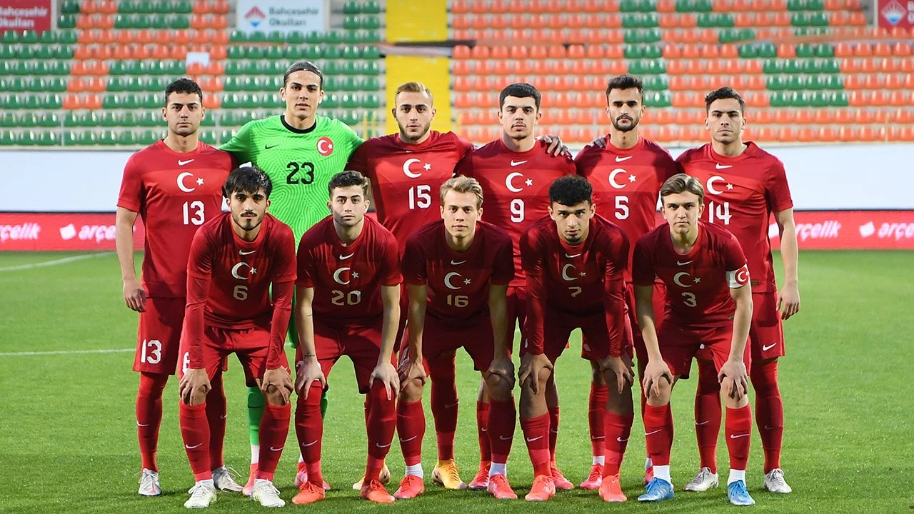 Türkiye Fransa maçı kadroları açıklandı mı? 25 Eylül Türkiye Fransa maçı saat kaçta, hangi kanalda?