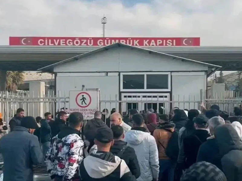 Gümrük Kapısı2