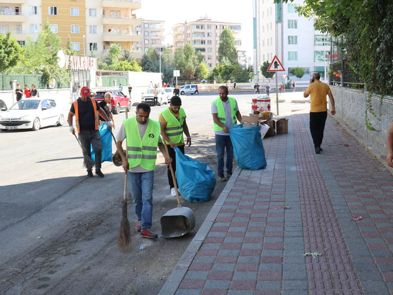 Diyarbakır Bağlar’da 415 Kişilik Ekip Davul Zurna Eşliğinde Sahaya Indi4