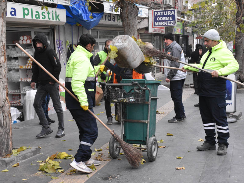 Diyarbakır Bağlar’da 415 Kişilik Ekip Davul Zurna Eşliğinde Sahaya Indi5