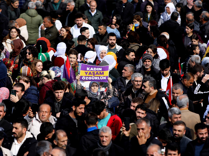 Dem Parti’nin Diyarbakır Mitinginde Öne Çıkan Mesaj7