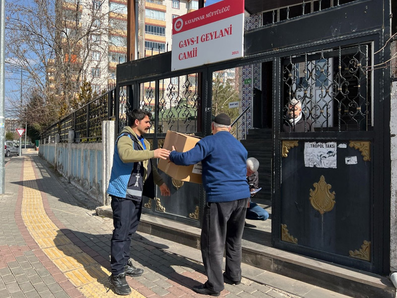 Diyarbakır’da Belediyeden Ibadethanelere Destek13