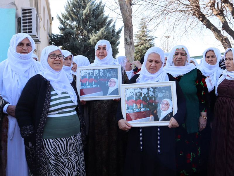 Barış Annesi Sakine Arat Son Yolculuğuna Uğurlandı2