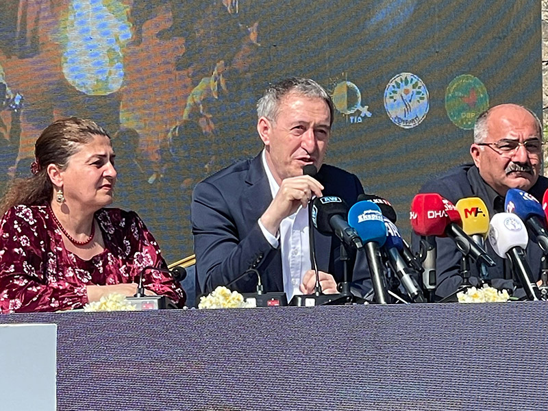 Diyarbakır'da 2025 Yılı Newroz Deklarasyonu Açıklandı4