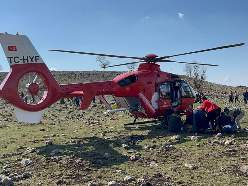 Diyarbakır’da Helikopter Ambulans Yaralı Için Seferber Oldu2