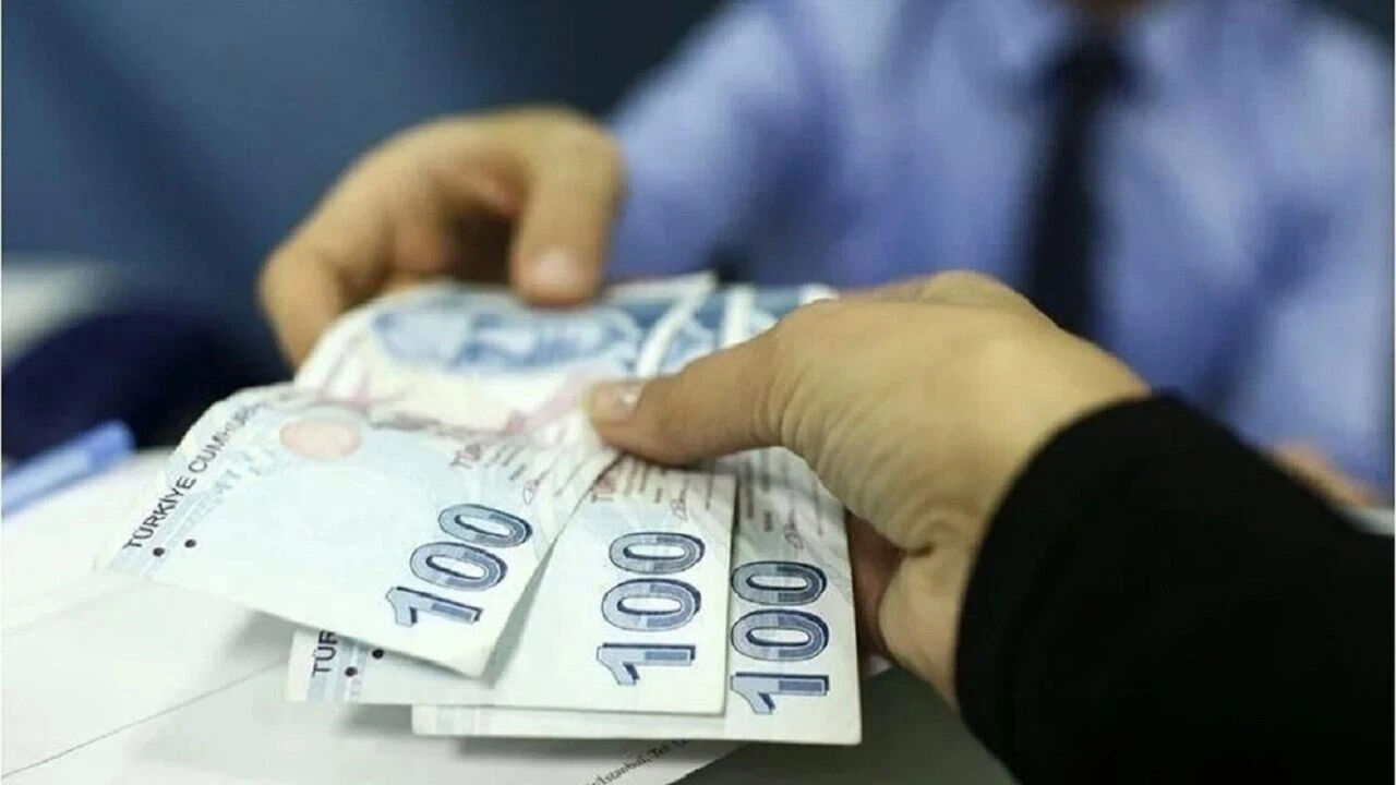 Memur Ve Emekliye Zam Için Ilk Rakam Ortaya Çıktı!