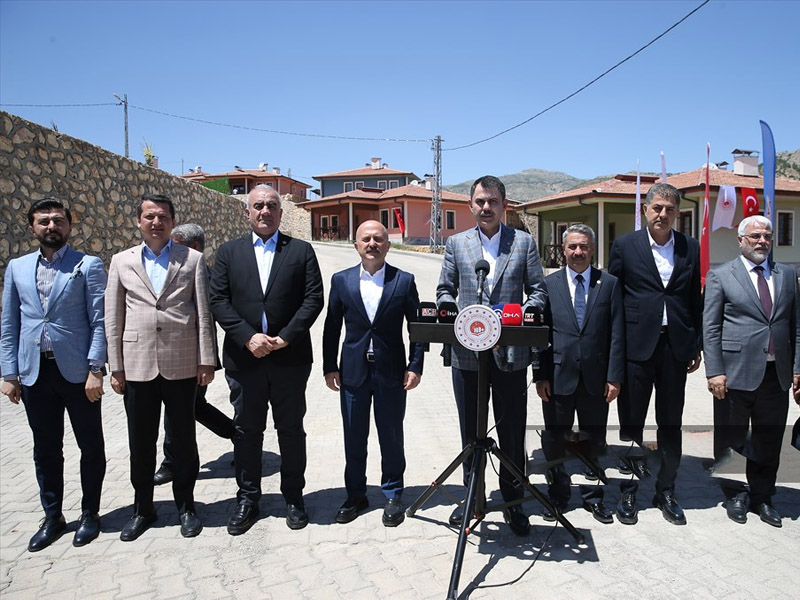 11 İl’i̇n 250 Bi̇ni̇nci̇ Deprem Konutlari Tesli̇m Edi̇lecek1