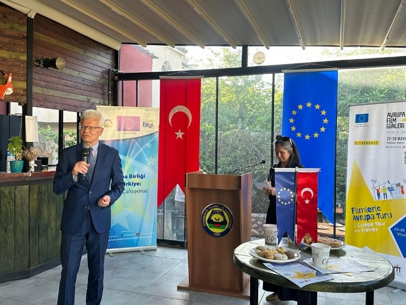 Büyükelçi