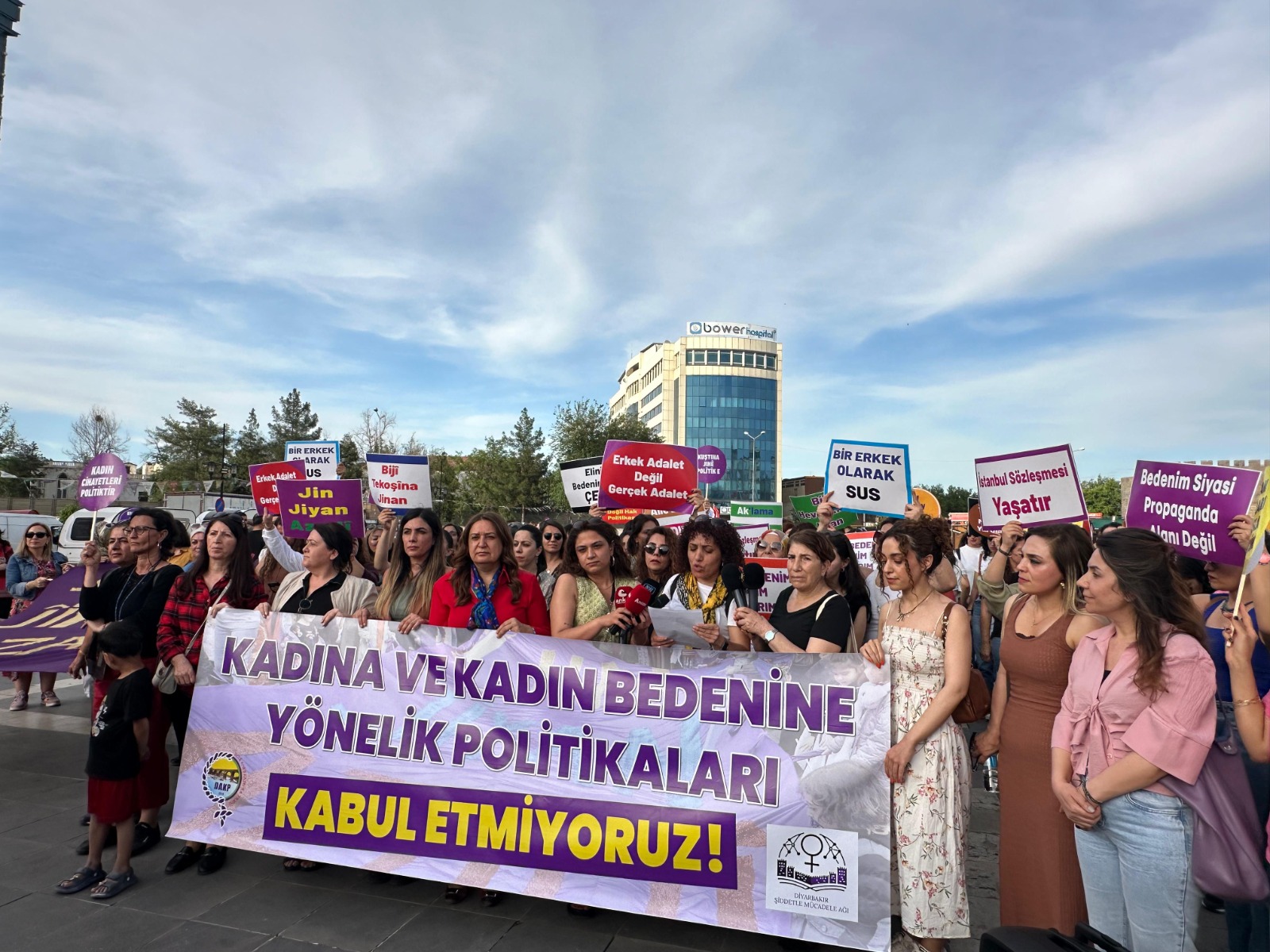 Diyarbakir Kadin 2
