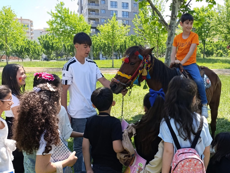 Diyarbakır’da Ilk Kez ‘Çocuk Ve Kitap Festivali’ Düzenlendi2