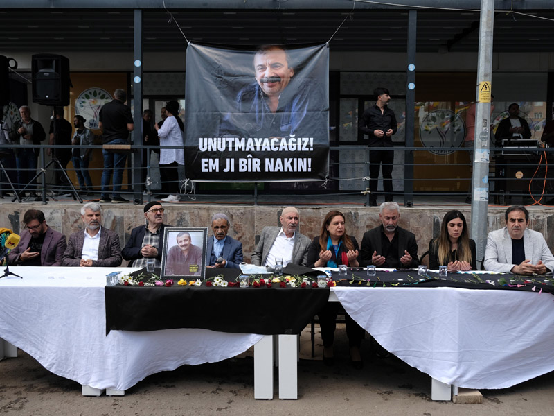 Diyarbakır'da Tarihi Ziyaret3